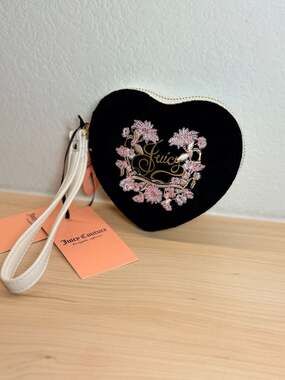 Juicy Couture Juicy In Bloom Heart ZA Coin Purse Wristlet Liquorice Black Velour